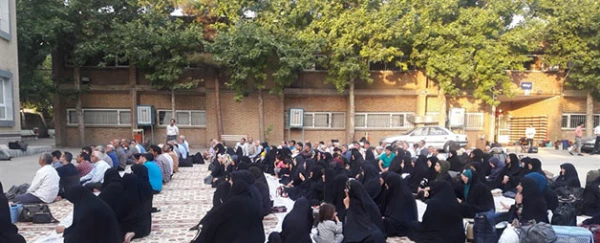 یک شب میزبانی زائران خانه نور برای دانشگاه فرهنگیان خواهران ارومیه 2