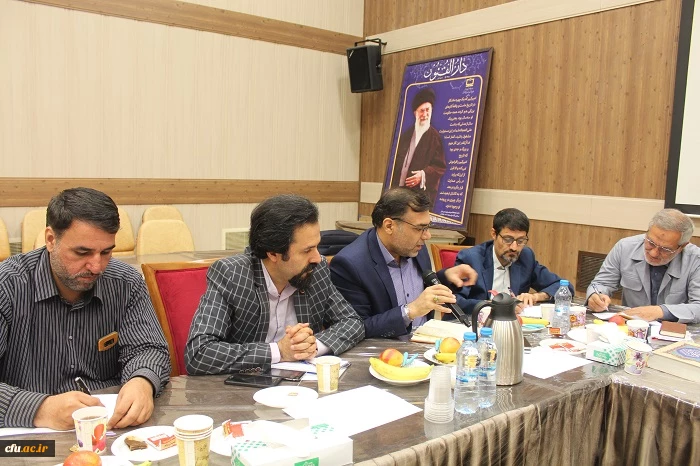 در دومین جلسه کمیته اجرایی بزرگداشت یکصدمین سالگرد تربیت معلم برگزار مطرح شد:

به عنوان جامعه تربیت معلم باید هویت یکصد ساله تربیت معلم را در وجودمان احیا کنیم 4