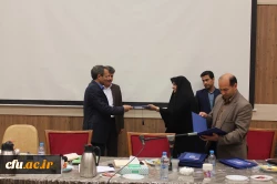 در دومین جلسه کمیته اجرایی بزرگداشت یکصدمین سالگرد تربیت معلم برگزار مطرح شد:

به عنوان جامعه تربیت معلم باید هویت یکصد ساله تربیت معلم را در وجودمان احیا کنیم 7