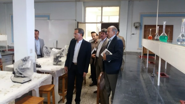 دکتر طاهری نیا در حکیم فردوسی 6