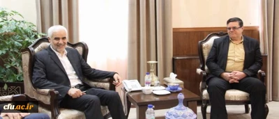 در حاشیه حضور هیئت رئیسه در دانشگاه فرهنگیان اصفهان:

دیدار صمیمانه رئیس دانشگاه فرهنگیان با استاندار اصفهان