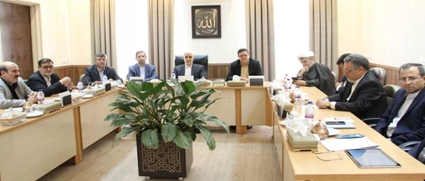 استاندار اصفهان در جلسه هیئت امناء دانشگاه فرهنگیان استان:

 نقش دانشگاه فرهنگیان در ساختن جامعه بر کسی پوشیده نیست 2