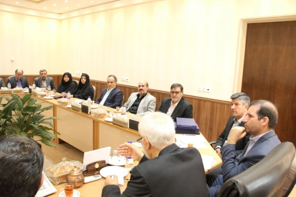 استاندار اصفهان در جلسه هیئت امناء دانشگاه فرهنگیان استان:

 نقش دانشگاه فرهنگیان در ساختن جامعه بر کسی پوشیده نیست 2