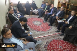 دکتر خنیفر در ددیدار با امام جمعه اصفهان:

امیدواریم با حمایت ها از دانشگاه فرهنگیان  شاهد کارهای قیمتی برای تربیت معلم به عنوان یکی از قطب های مهم کشور  باشیم 3