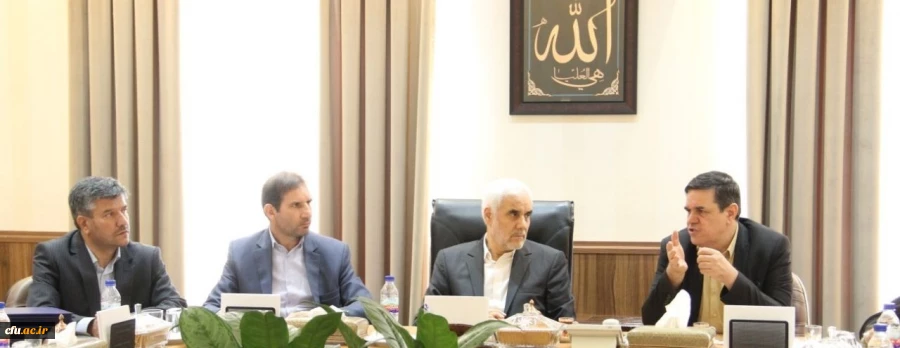 دکتر خنیفر در جلسه هیأت امنای دانشگاه فرهنگیان اصفهان:

هر کشوری به مرزهای بالندگی رسیده از تعلیم و تربیت بوده است 2