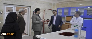 بازدید معاون آموزشی و تحصیلات تکمیلی دانشگاه فرهنگیان از آزمایشگاه های پردیس شهید بهشتی مشهد