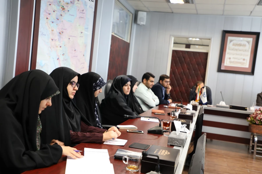 دکتر خنیفر در نشست شورای تدوین مواضع بسیج دانشجویی دانشگاه فرهنگیان:

دغدغه ما جذب نخبه ها و رتبه های برتر به سمت حرفه معلمی است 3