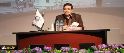 دکتر خنیفر در نشست تخصصی کارورزی دانشگاه فرهنگیان:

بهترین بستر برای پیوند میان دانش و مهارت معلمی، تربیت معلم و کارورزی است