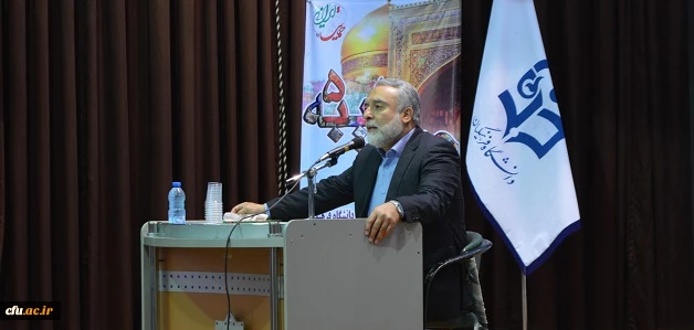 دانش یار گروه تاریخ دانشگاه جامع امام حسین (علیه السلام) و مسئول مرکز مطالعات حدیث ولایت در پنجمین دوره اردوهای حیات طیبه :

دانشجویانی که تجربه حضور در این دوره ها را داشتند در کلاس درس موفق تر عمل کرده اند 2