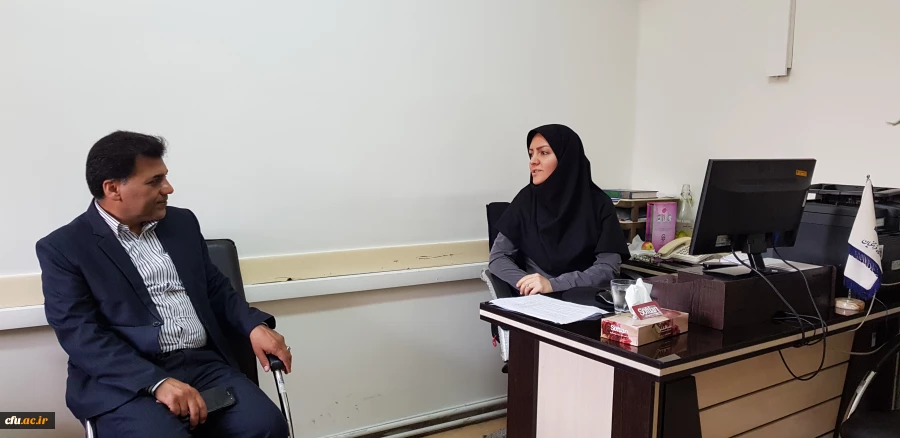 دکتر محمدی از بخش های مختلف معاونت فرهنگی واجتماعی دانشگاه فرهنگیان بازدید کرد