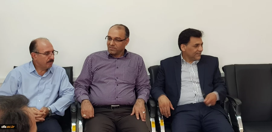 دکتر  محمدی از بخش های مختلف معاونت فرهنگی واجتماعی دانشگاه فرهنگیان بازدید کرد