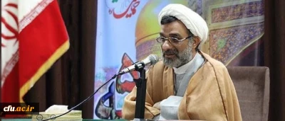 رئیس انجمن فلسفه و حکمت ایران در پنجمین دوره از اردوهای حیات طیبه:

 شکیبایی اجتماعی نسبت به دشمنانمان داشته باشیم؛ به خصوص زمانی که می دانیم دشمن از هر سو که بتواند آسیب می زند