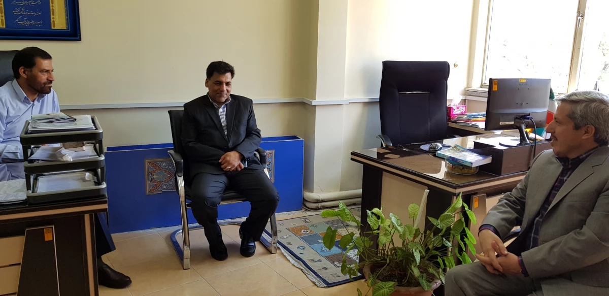 دکتر محمدی از بخش های مختلف اداره فرهنگی بازدید کرد
