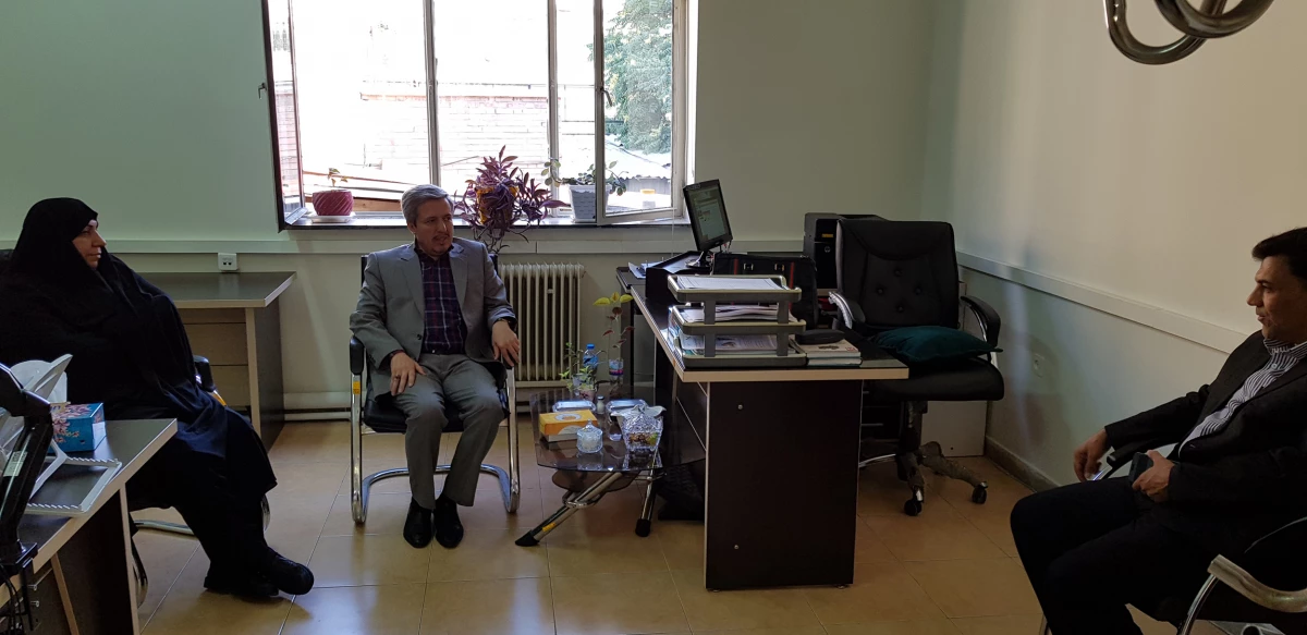 دکتر محمدی از بخش های مختلف اداره فرهنگی بازدید کرد