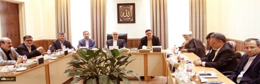 استاندار اصفهان در جلسه هیأت امنای دانشگاه فرهنگیان استان:

جایگاه و اهمیت دانشگاه فرهنگیان با توجه به نقش  و تاثیر آن در ساختن جامعه بر کسی پوشیده نیست. 2