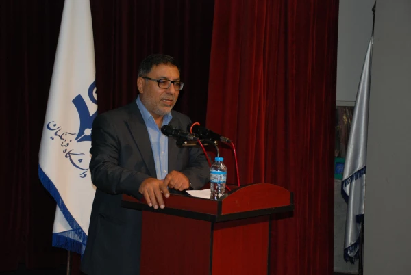 دکتر انصاری راد در ششمین دوره بالندگی مشاوران سراسر کشور عنوان کرد:

ما قرار است دانش آموزانی تربیت کنیم که شهروندانی مناسب و هماهنگ با هنجارهای اجتماعی باشند که این امر نیازمند سرمایه گذاری در تربیت معلمان است.  2