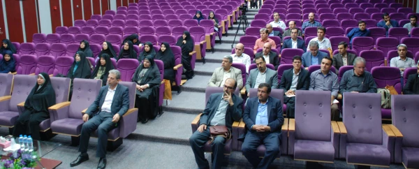 دکتر انصاری راد در ششمین دوره بالندگی مشاوران سراسر کشور عنوان کرد:

ما قرار است دانش آموزانی تربیت کنیم که شهروندانی مناسب و هماهنگ با هنجارهای اجتماعی باشند که این امر نیازمند سرمایه گذاری در تربیت معلمان است.  7