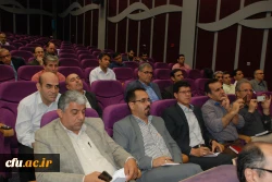 امیر خوراکیان، معاون مرکز ملی فضای مجازی در ششمین دوره بالندگی مشاوران سراسر کشور بیان کرد:

میانگین استفاده از فضای مجازی در دنیا چهار ساعت در روز است اما در ایران این عدد بالای ۷ ساعت است. 6