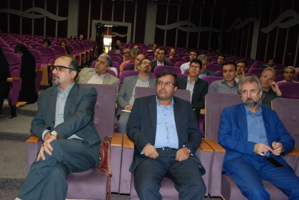 به میزبانی پردیس نسیبه برگزار شد:

ششمین دوره بالندگی مشاوران سراسر کشور با موضوع آسیب های نوپدید در فضای مجازی؛ تهدیدها و فرصت ها 11