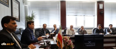 دکتر خنیفر در جلسه با مدیران کل سازمان مرکزی تاکید کرد:

بدنه کارشناسی به منزله خون در رگهای سازمان است