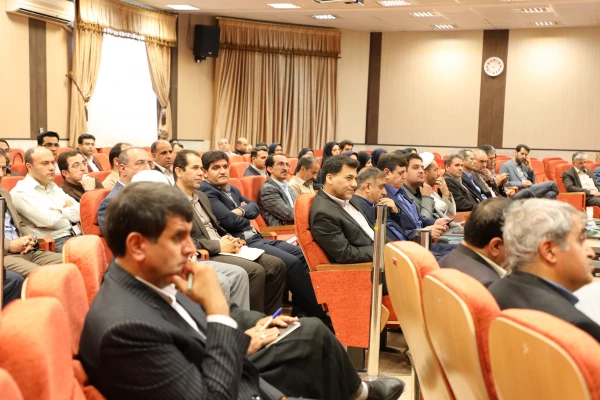 رئیس دانشگاه فرهنگیان در نشست اعضای هیئت علمی جدید دانشگاه:

 قضاوت و تحلیل استاد بر فراگیر اثر گذار است 9