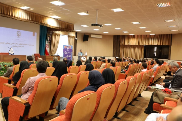 رئیس دانشگاه فرهنگیان در نشست اعضای هیئت علمی جدید دانشگاه:

 قضاوت و تحلیل استاد بر فراگیر اثر گذار است 16