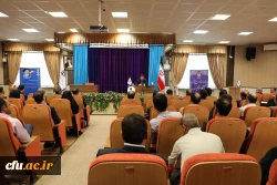 رئیس دانشگاه فرهنگیان در نشست اعضای هیئت علمی جدید دانشگاه:

 قضاوت و تحلیل استاد بر فراگیر اثر گذار است 28