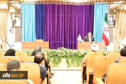 معاون آموزشی و تحصیلات تکمیلی در نشست بدو ورود اعضای هیئت علمی:

تکریم اعضای هیئت علمی از اولویت های اصلی معاونت آموزشی 11