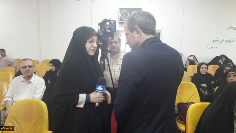 معاون پژوهشی و فناوری دانشگاه فرهنگیان در گفتگو با رسانه های استان گیلان:

پژوهش ها، ایده ها، حرف ها و اندیشه های نوی استادان  پشتوانه تولید کتاب های درسی با دانش بومی 3