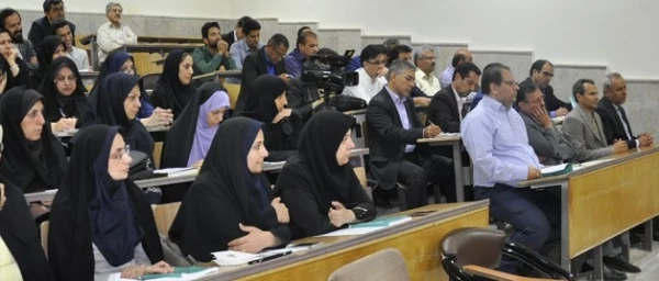 اولین نشست نقد کتاب دانشگاهی در پردیس شهید بهشتی خراسان رضوی آغاز به کار نمود 
 2