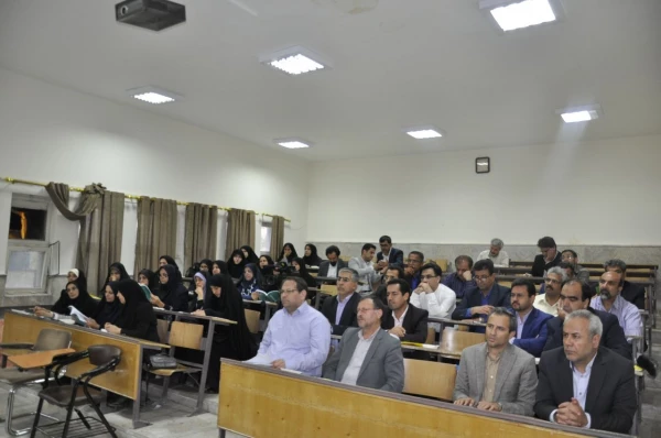 اولین نشست نقد کتاب دانشگاهی در پردیس شهید بهشتی خراسان رضوی آغاز به کار نمود 
 2