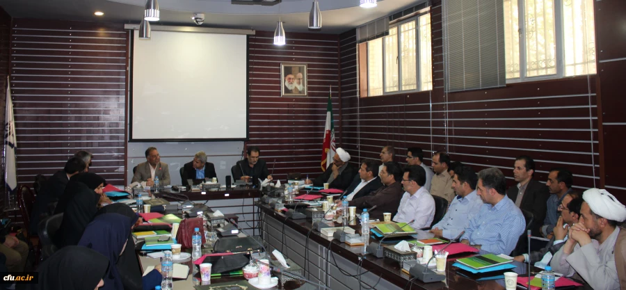 آقای دارستانی در نشست اعضای هیات علمی پیمانی جدید