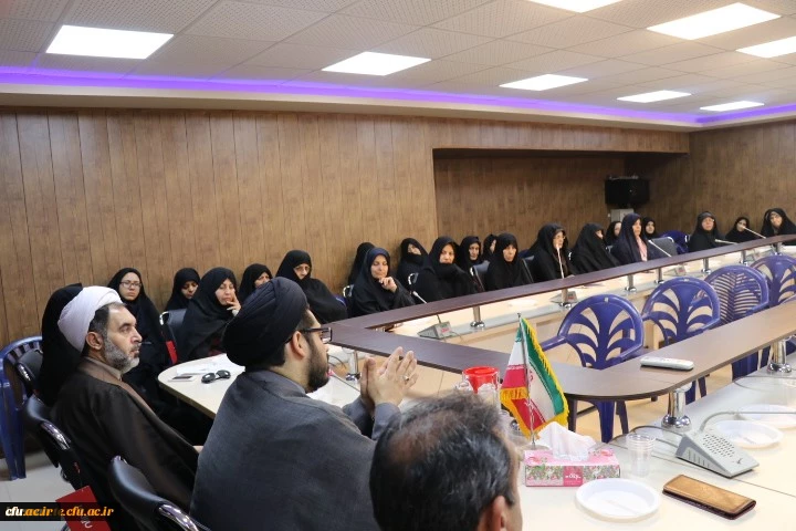 با حضور مدیریت امور پردیس های استان کرمان برگزار شد:

تودیع و معارفه سرپرست پردیس شهید باهنر کرمان
 2