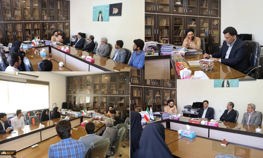 همکاران معاونت فرهنگی و اداره کل روابط عمومی  برای تبریک عید غدیر خم با حجت الاسلام دادگر دیدار کردند