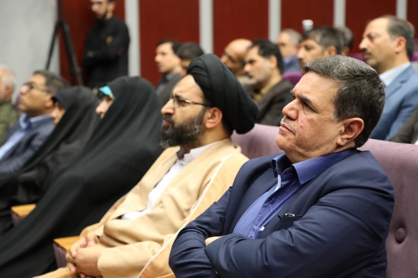 معاون توسعه امور علمی و فرهنگی سازمان برنامه و بودجه:

 معتقد به تقویت دانشگاه فرهنگیان و حمایت از این دانشگاه هستیم 2