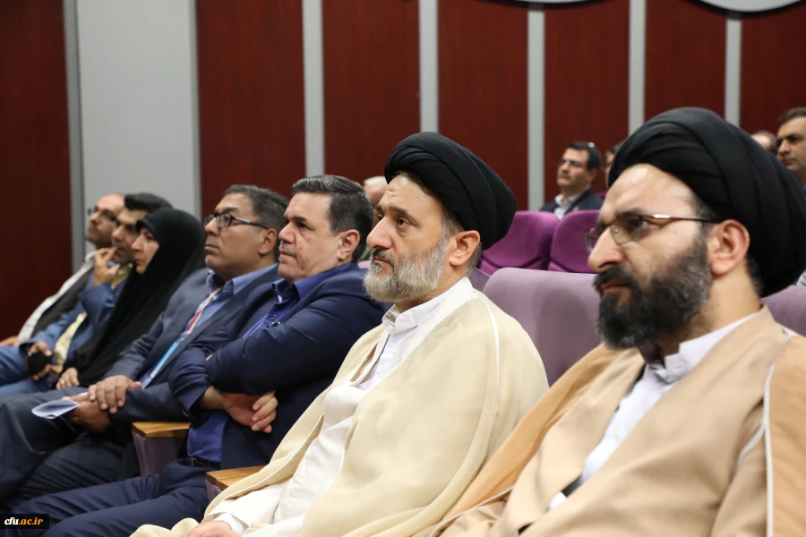 مسئول نهاد نمایندگی مقام معظم رهبری در نوزدهمین اجلاس سراسری روسای دانشگاه فرهنگیان :

نداشتن مهارت و مطلوب نبودن کارورزی از دغدغه دانشجویان امروزی است 2