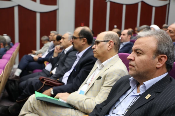 مسئول نهاد نمایندگی مقام معظم رهبری در نوزدهمین اجلاس سراسری روسای دانشگاه فرهنگیان :

نداشتن مهارت و مطلوب نبودن کارورزی از دغدغه دانشجویان امروزی است 2