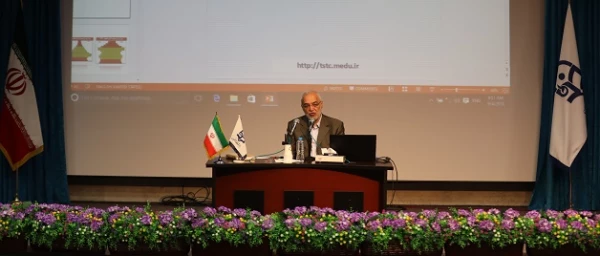 رئیس مرکز برنامه ریزی منابع انسانی و فناوری اطلاعات 2