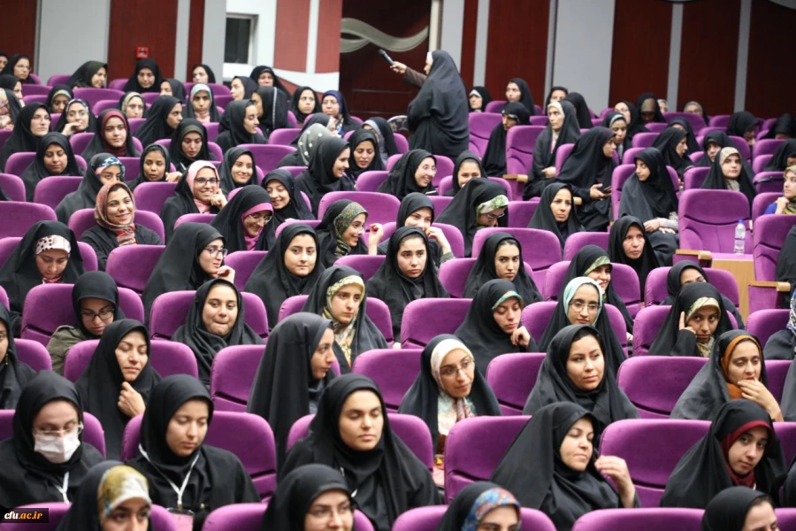 عضو کمیسیون آموزش و تحقیقات مجلس:

واژه مقدس معلم و تربیت در دانشگاه فرهنگیان جایگاه خود را پیدا می کند 2