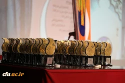 رئیس دانشگاه فرهنگیان در آئین اختتامیه  جشنواره فرهنگی و هنری دانشجو معلمان دختر دانشگاه فرهنگیان:

 هنر، تلطیف ساعات زندگی است 3