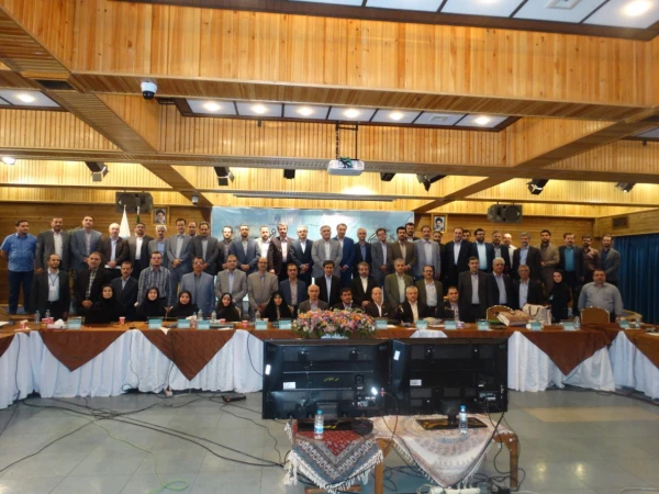 در شصت و دومین نشست معاونان دانشجویی و پنجاه و یکمین نشست معاونان فرهنگی دانشگاه های سراسر کشور عنوان شد:

باید خدمات دانشجویی و رفاهی در دانشگاه ها را بیشتر کرد تا نشاط و رفاه مناسب تری داشته و شرایط تحصیلی بهتر را برای دانشجویان فراهم آورد