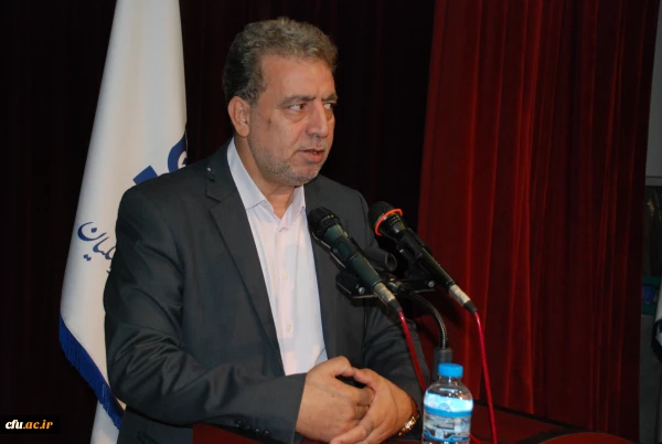 دکتر مصطفی عرب در ششمین جلسه طراحی، تدوین و پیاده سازی استانداردها و شایستگی های شخصیتی و  حرفه ای معلمی دانشجویان عنوان کرد:

ما در حوزه روانشناسی نیاز به اطلاعات و تحلیل آماری داریم تا بتوانیم خدمات مشاوره ای را متناسب با بوم و مسائل آن ناحیه ارائه ده