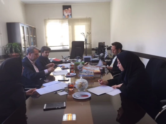 دکتر مصطفی عرب در ششمین جلسه طراحی، تدوین و پیاده سازی استانداردها و شایستگی های شخصیتی و  حرفه ای معلمی دانشجویان عنوان کرد:

ما در حوزه روانشناسی نیاز به اطلاعات و تحلیل آماری داریم تا بتوانیم خدمات مشاوره ای را متناسب با بوم و مسائل آن ناحیه ارائه ده