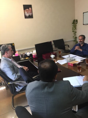 در اولین جلسه  همکاری  فیمابین اداره کل مشاوره، بهداشت و سلامت و اداره کل امور اجتماعی معاونت فرهنگی عنوان شد:

تمرکز و برنامه ریزی در راستای صلاحیت ها و شایستگی های حرفه ای دانشجومعلمان عضو کانون همیار سلامت روا