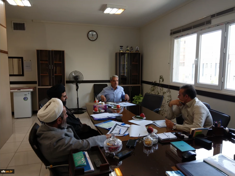 در  اولین جلسه کمیته مدیریتی و ستادی کارگروه تفاهم نامه حوزه علمیه با دانشگاه فرهنگیان:

مفاد تفاهم نامه با تاکید بر بند دال ماده 3 بحث و بررسی شد