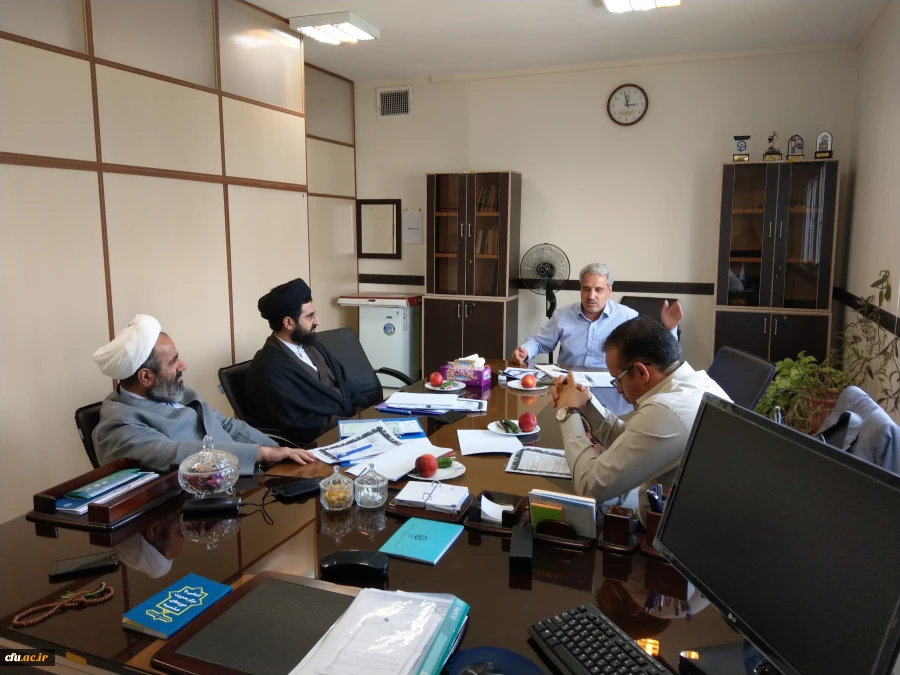 در  اولین جلسه کمیته مدیریتی و ستادی کارگروه تفاهم نامه حوزه علمیه با دانشگاه فرهنگیان:

مفاد تفاهم نامه با تاکید بر بند دال ماده 3 بحث و بررسی شد.