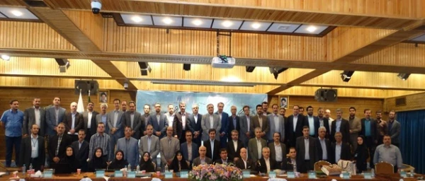 در شصت و دومین نشست معاونان دانشجویی و پنجاه و یکمین نشست معاونان فرهنگی دانشگاه های سراسر کشور عنوان شد:

باید خدمات دانشجویی و رفاهی در دانشگاه ها را بیشتر کرد تا نشاط و رفاه مناسب تری داشته و شرایط تحصیلی بهتر را برای دانشجویان فراهم آورد 2