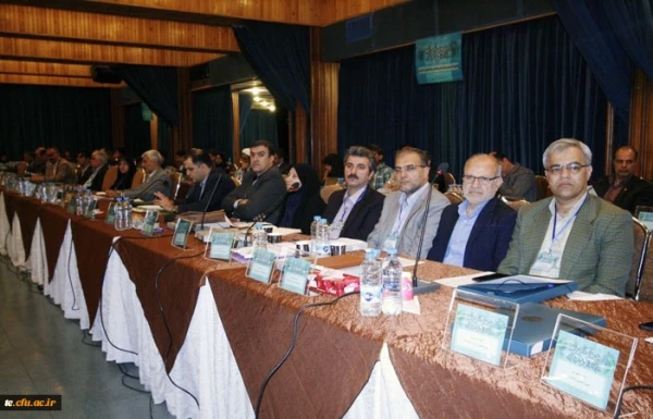 در شصت و دومین نشست معاونان دانشجویی و پنجاه و یکمین نشست معاونان فرهنگی دانشگاه های سراسر کشور عنوان شد:

باید خدمات دانشجویی و رفاهی در دانشگاه ها را بیشتر کرد تا نشاط و رفاه مناسب تری داشته و شرایط تحصیلی بهتر را برای دانشجویان فراهم آورد 2