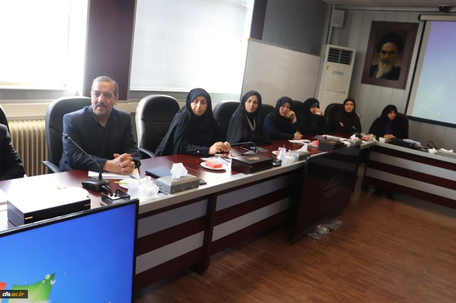 سرپرست معاونت فرهنگی و اجتماعی دانشگاه فرهنگیان:

حفظ فرهنگ عاشورا از وظایف مهم مسوولین فرهنگی است 2