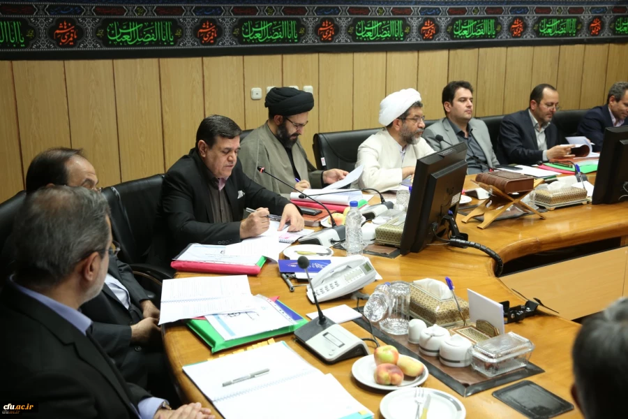 مقام عالی وزارت در بیست و یکمین جلسه هیات امنا:

با وجود نیاز ضروری آموزش و پرورش به نیروی انسانی؛ یکی از مهم ترین کارهای ما رعایت استلزامات معلمی در دوره مهارت آموزان به مدت یک سال تحصیلی خواهدبود 3